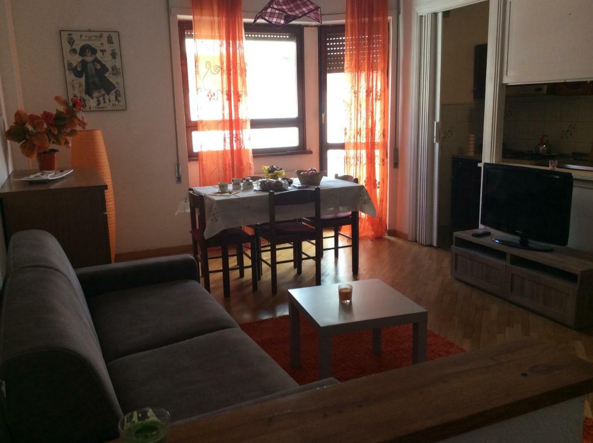 דירות לידו די אוסטיה Casa Daniele מראה חיצוני תמונה